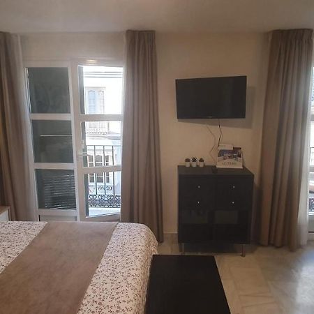Fan Flat Carreteria Apartment Malaga Bagian luar foto