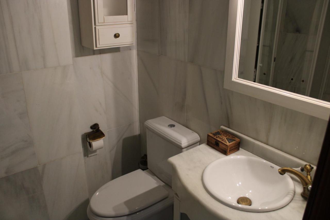 Fan Flat Carreteria Apartment Malaga Bagian luar foto